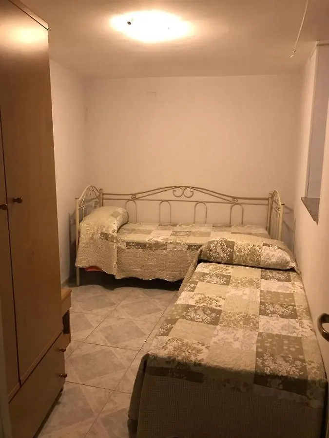Il Basso 13 Nápoly Olaszország